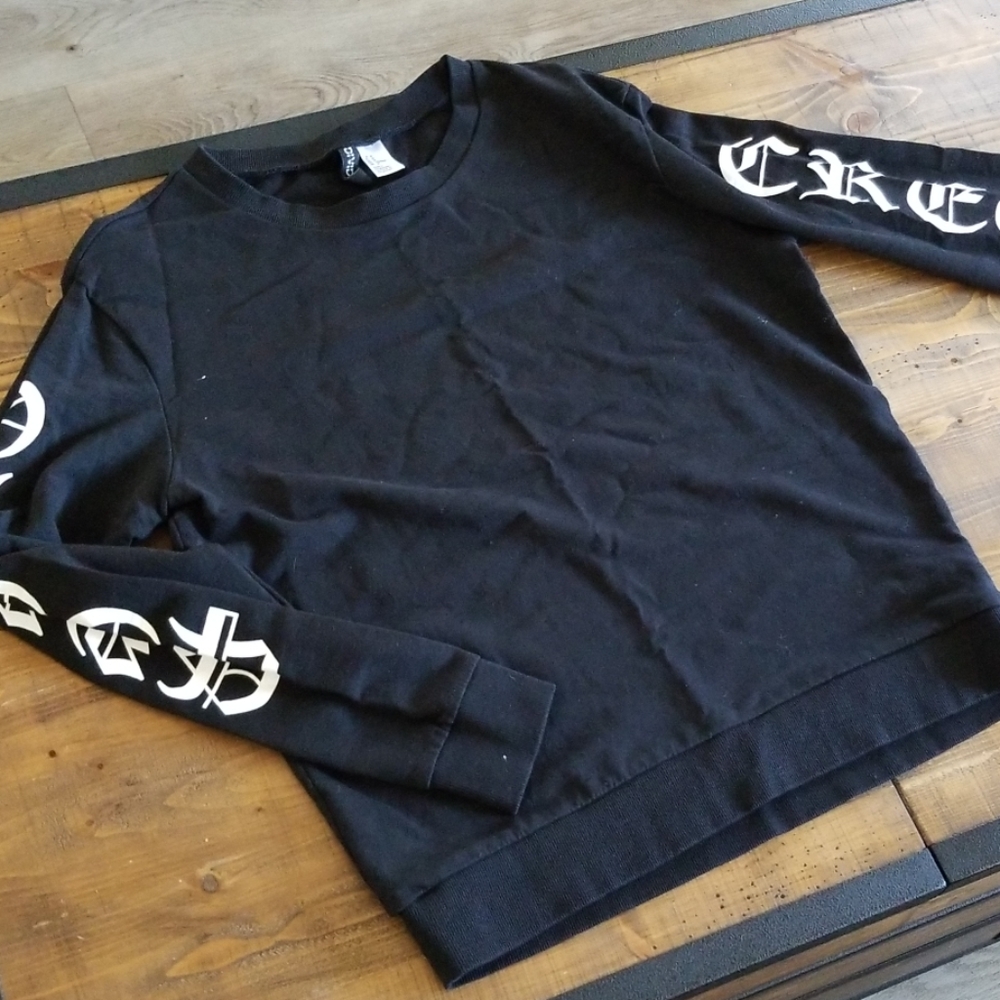 🐳 7For$20 Divided Black Pullover Sweater